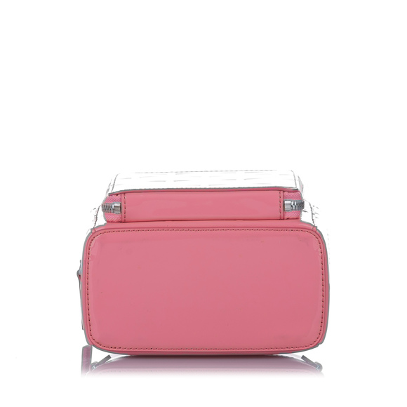 Pre-Loved MCM Patent Leather Backpack - Picture 5 of 8